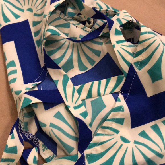 Top - Picture 4 of 4